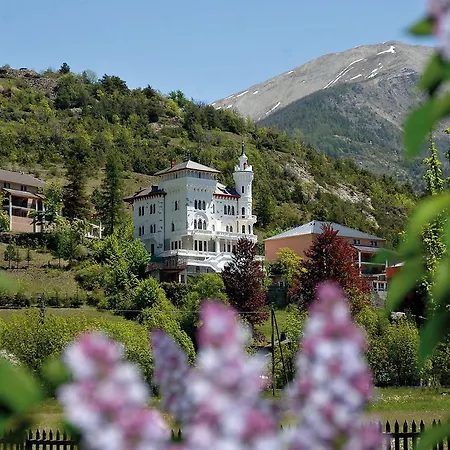 Chateau Des Magnans.12 *